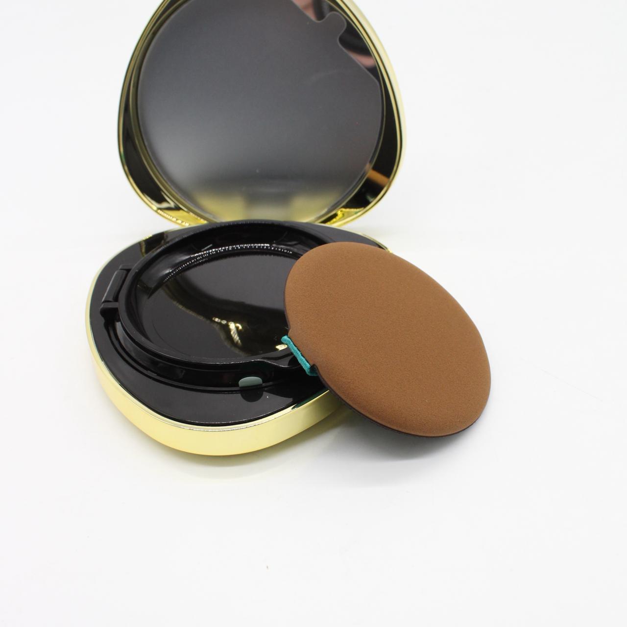 Триколірний кушон для обличчя Drawshe + спонж 10мл / Зволожуючий тональний кушон / Крем-пудра кушон