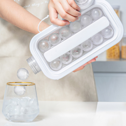 Силіконова форма для льоду з кришкою на 17 кульок ICE CUBE TRAY, / Формочки для льоду / Пляшка для льоду