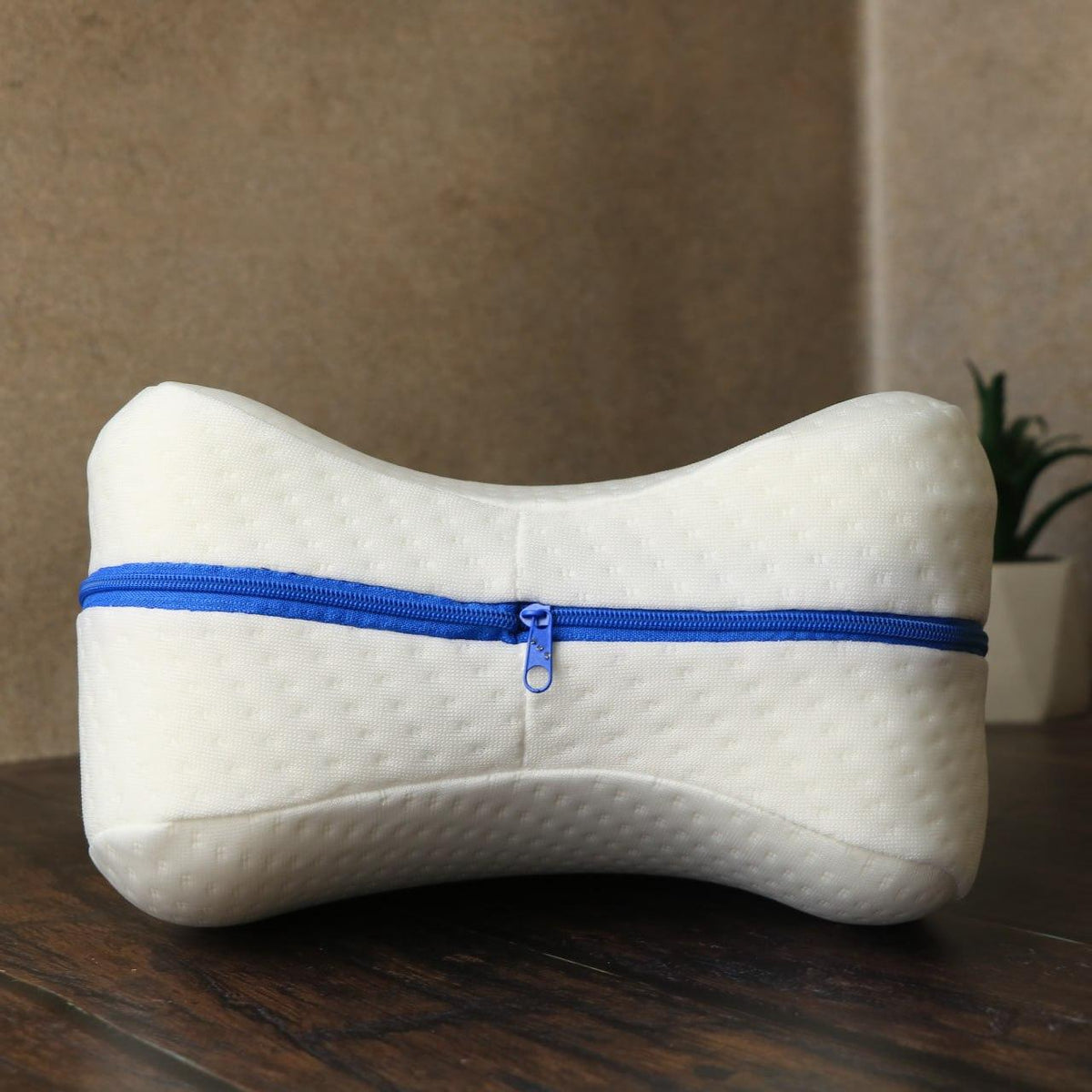 Ортопедична подушка для ніг та колін (23х25х15,5 см) Leg Pillow, Білий / М'яка подушка між ніг