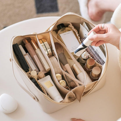 Косметичка з повним доступом з екошкіри (23,5х13х13 см), Біла / Дорожня жіноча сумка-косметичка