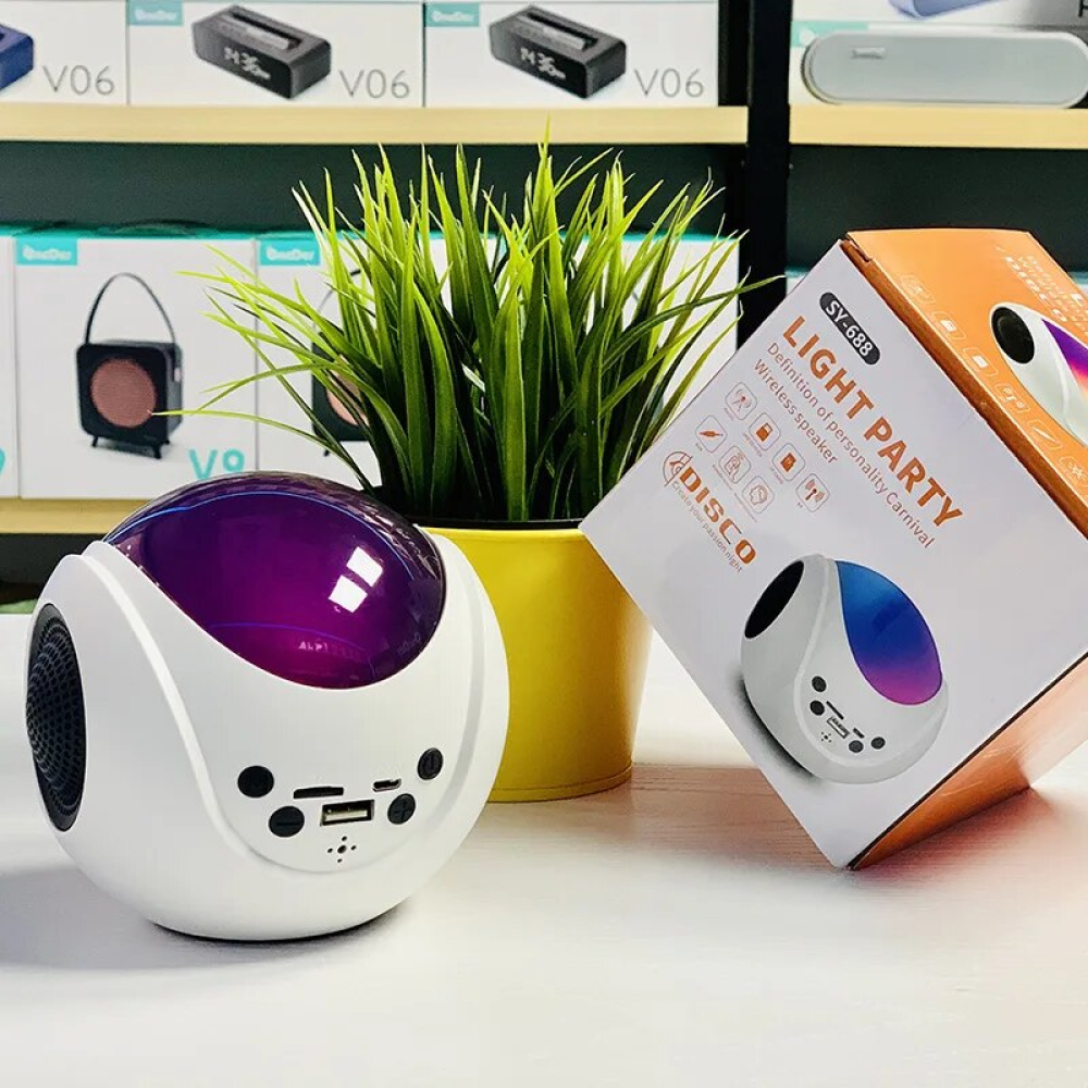 Нічник RGB LIGHT з bluetooth колонкою та підтримкою FM/SD карт / Настільна акумуляторна лампа