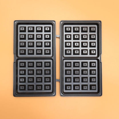 Сендвічниця 4 в 1 DOMOTEC MS-7704 / Вафельниця / Гриль / Горішниця / Бутербродниця