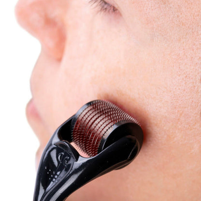 Мезоролер для обличчя, 540 голок DERMA ROLLER / Роликовий масажер від зморшок для шкіри
