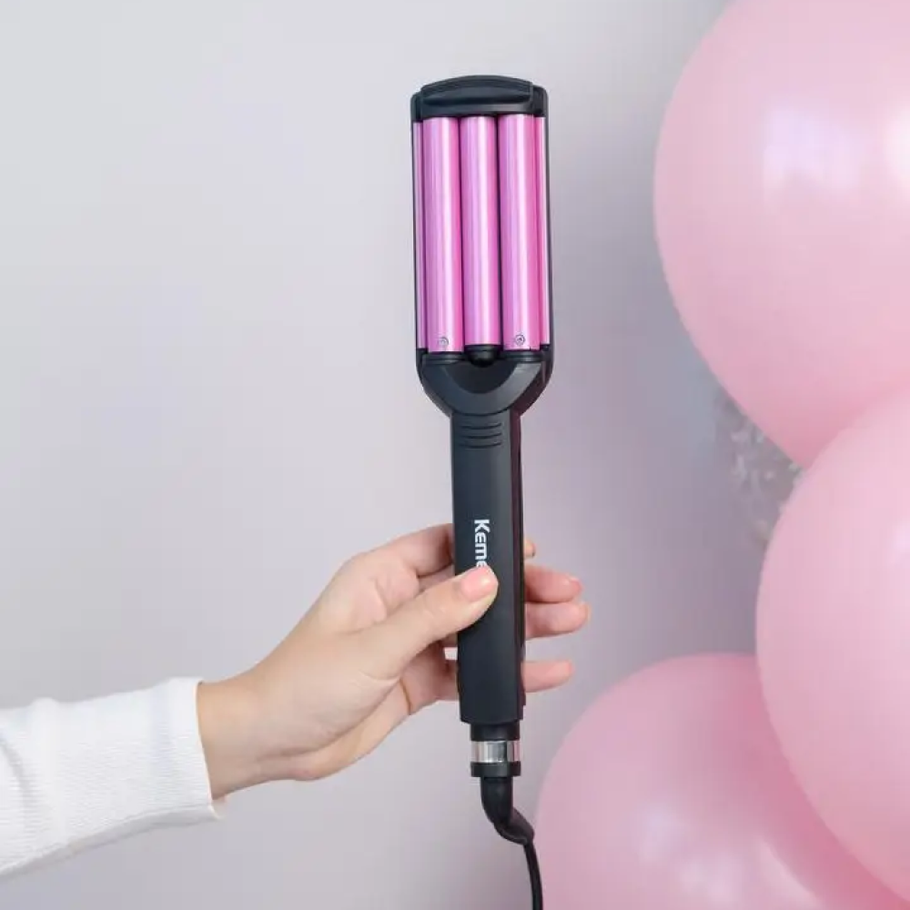 Плойка потрійна для волосся Kemei KM-2022 / Щипці для локонів з керамічним покриттям / Утюжок для укладання