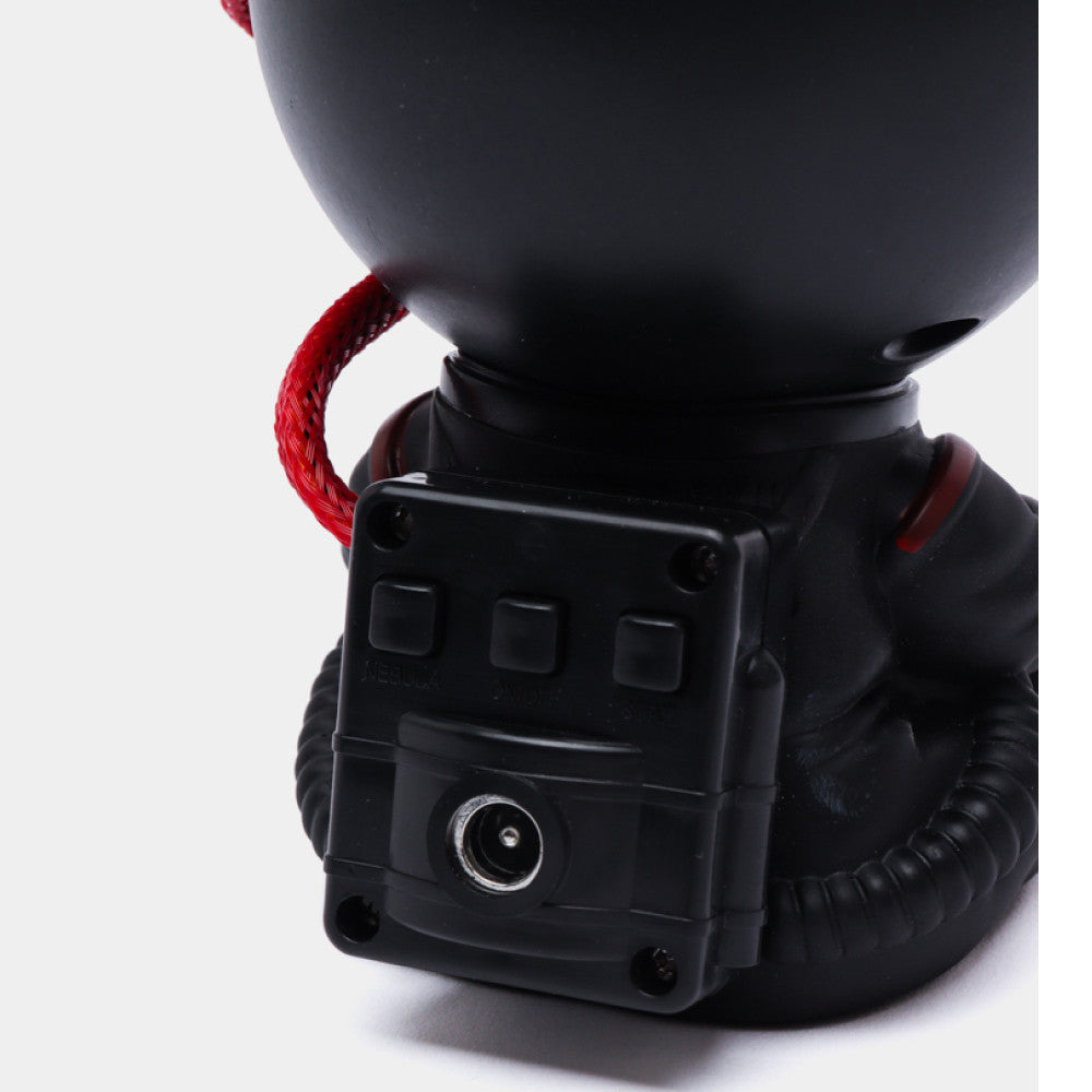 Нічник проектор зоряного неба Космонавт, з USB та пультом, Чорний / Нічник зоряне небо / Нічний світильник Астронавт