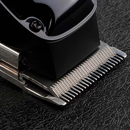 Акумуляторна машинка для стрижки VGR V-013 (8 насадок), USB, зелена / Тример для стрижки