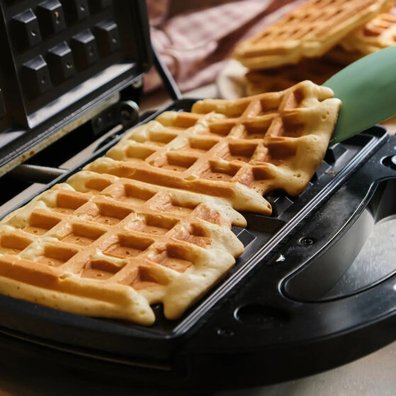 Сендвічниця 4в1 зі змінними формами, 2200Вт, OP-908 / Мультимейкер / Бутербродниця / Гриль електричний