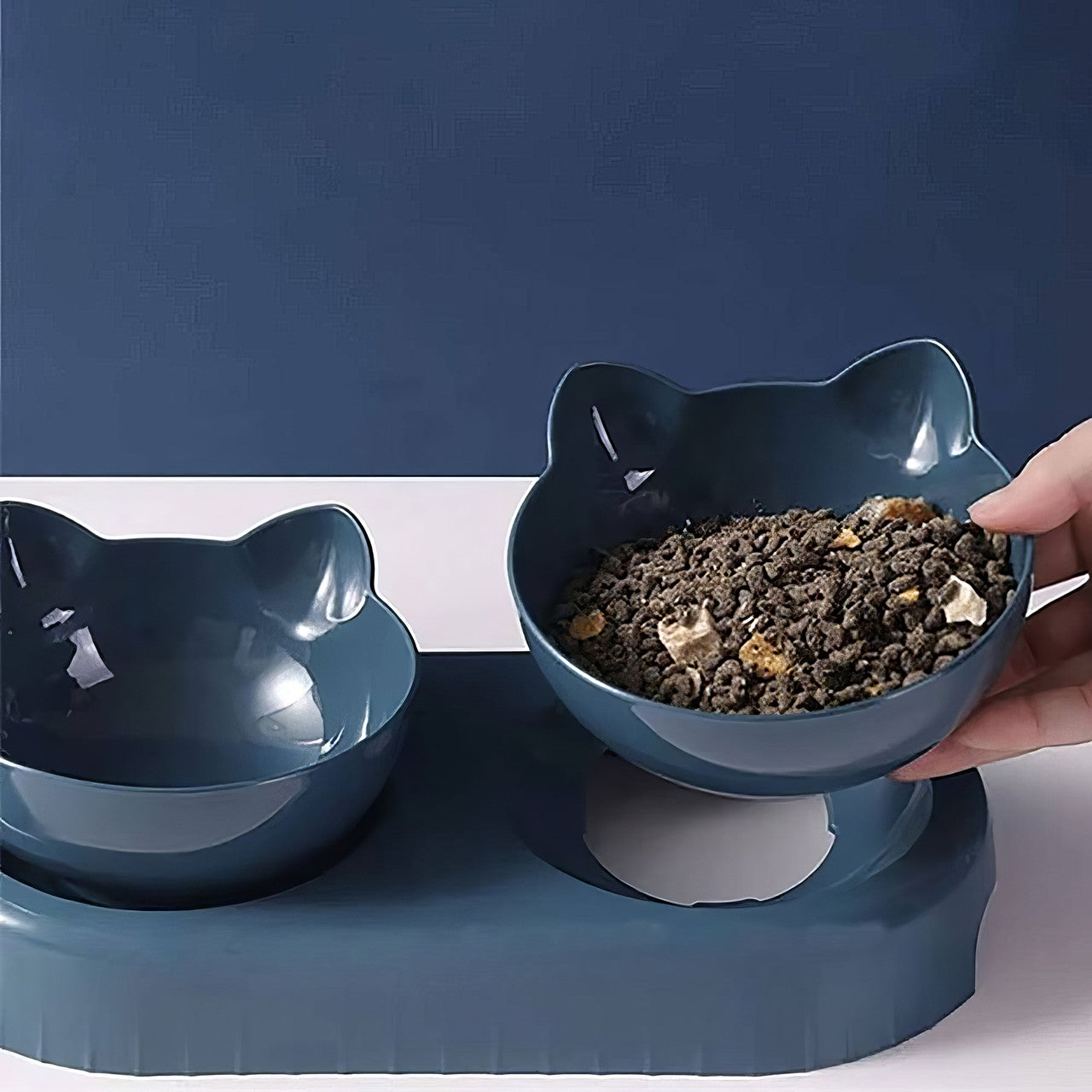Подвійна миска для кота з автоматичною поїлкою 500 мл / Миска з поїлкою для котів / Тарілка для собаки