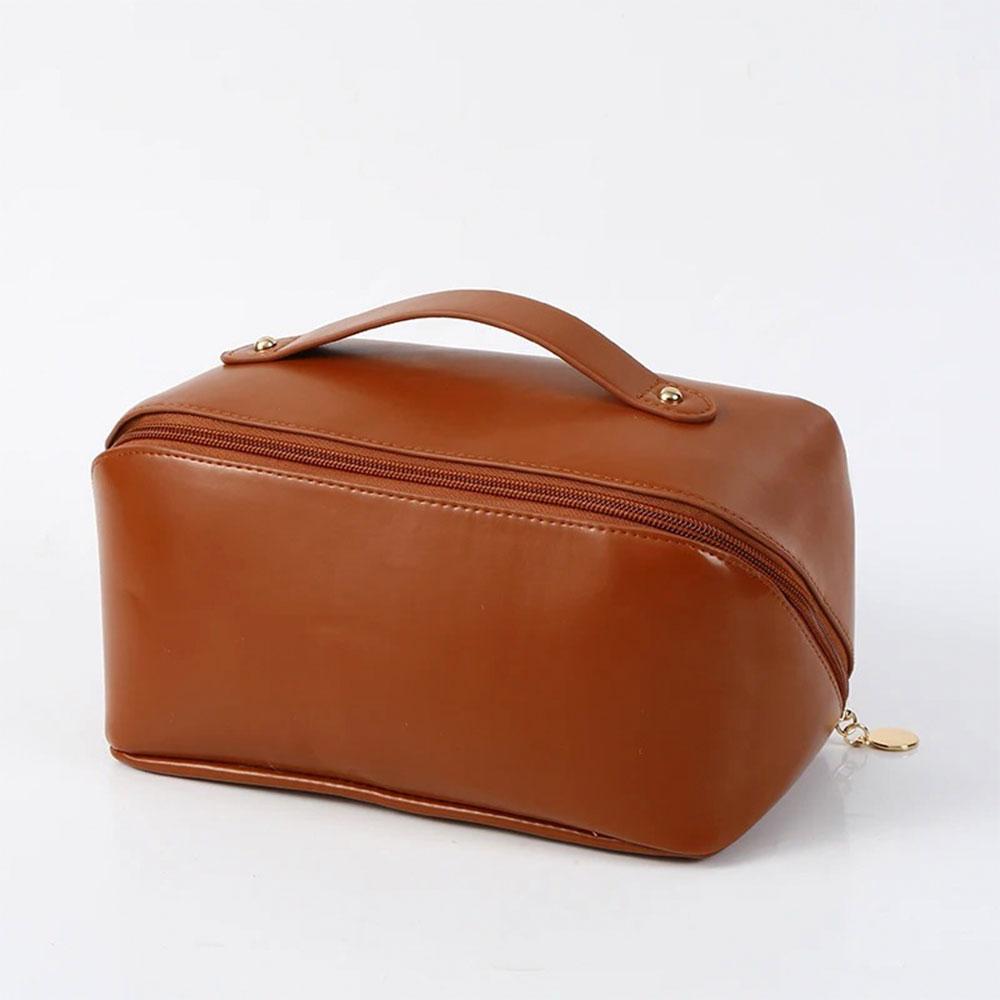Косметичка з повним доступом з екошкіри (23,5х13х13 см), Коричневий / Дорожня жіноча сумка-косметичка