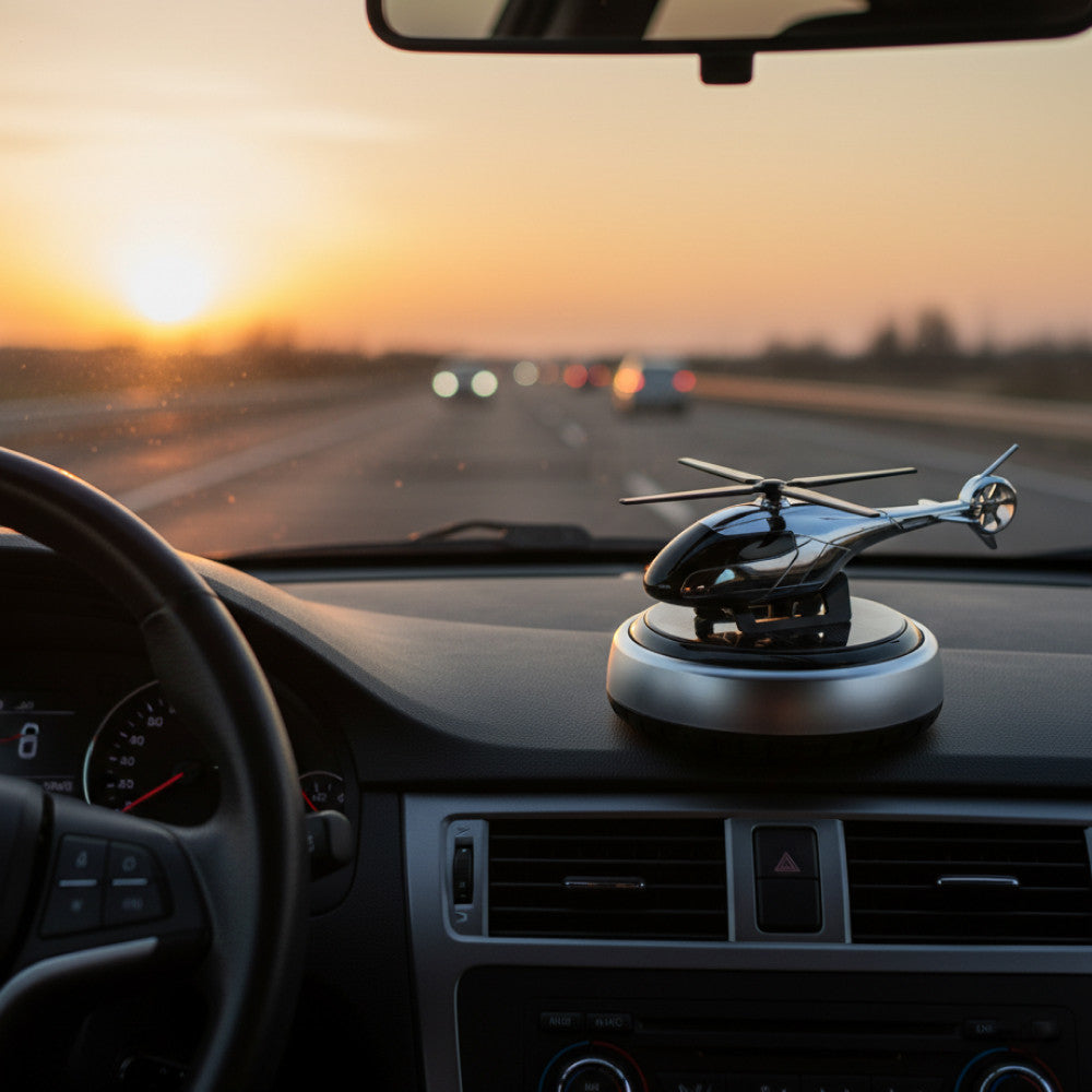 Автомобільний ароматизатор вертоліт з роздуванням на сонячній панелі + багаторазове просочення парфуми, Сріблястий / Ароматизатор