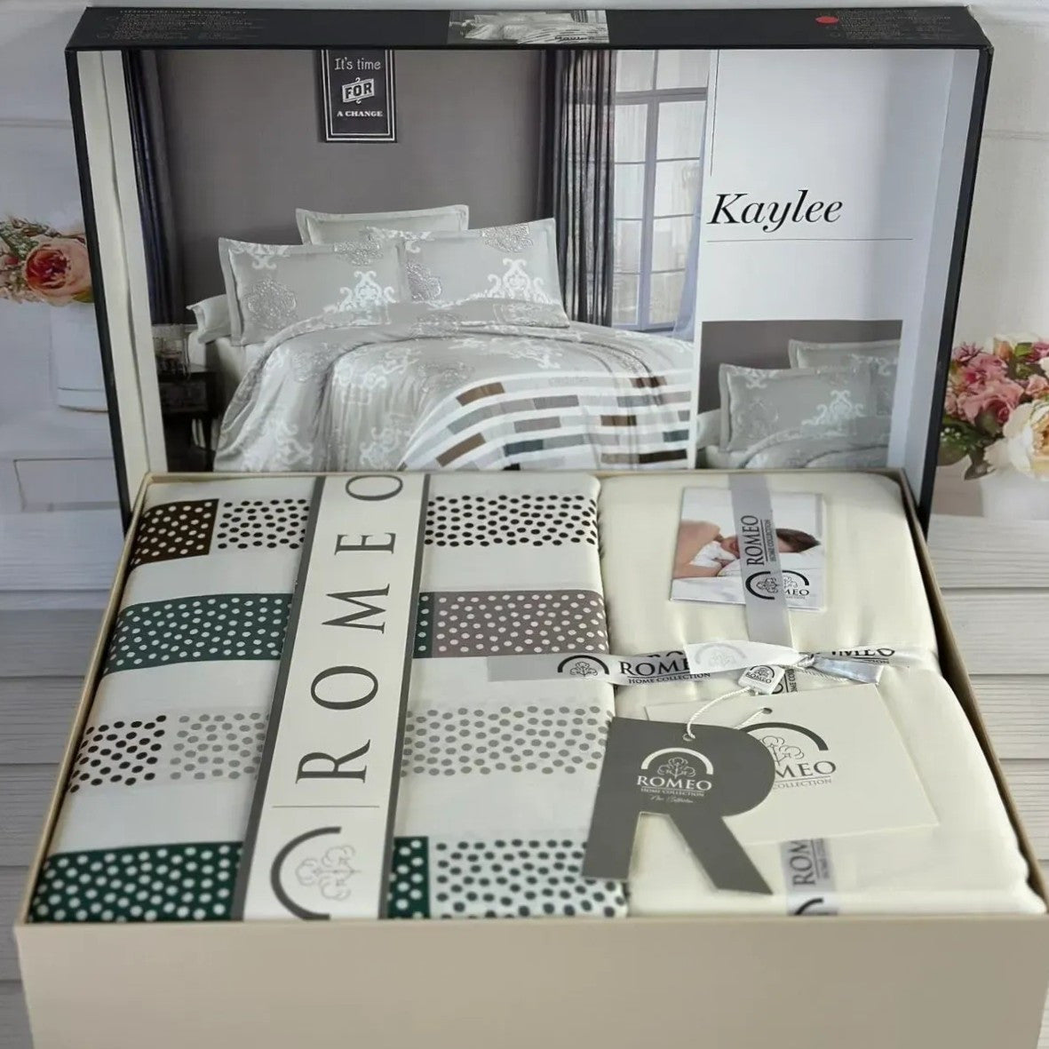 Постільна білизна сатинова, Євро розмір, подарункова упаковка, Romeo Home Kaylee / Набір постільної білизни