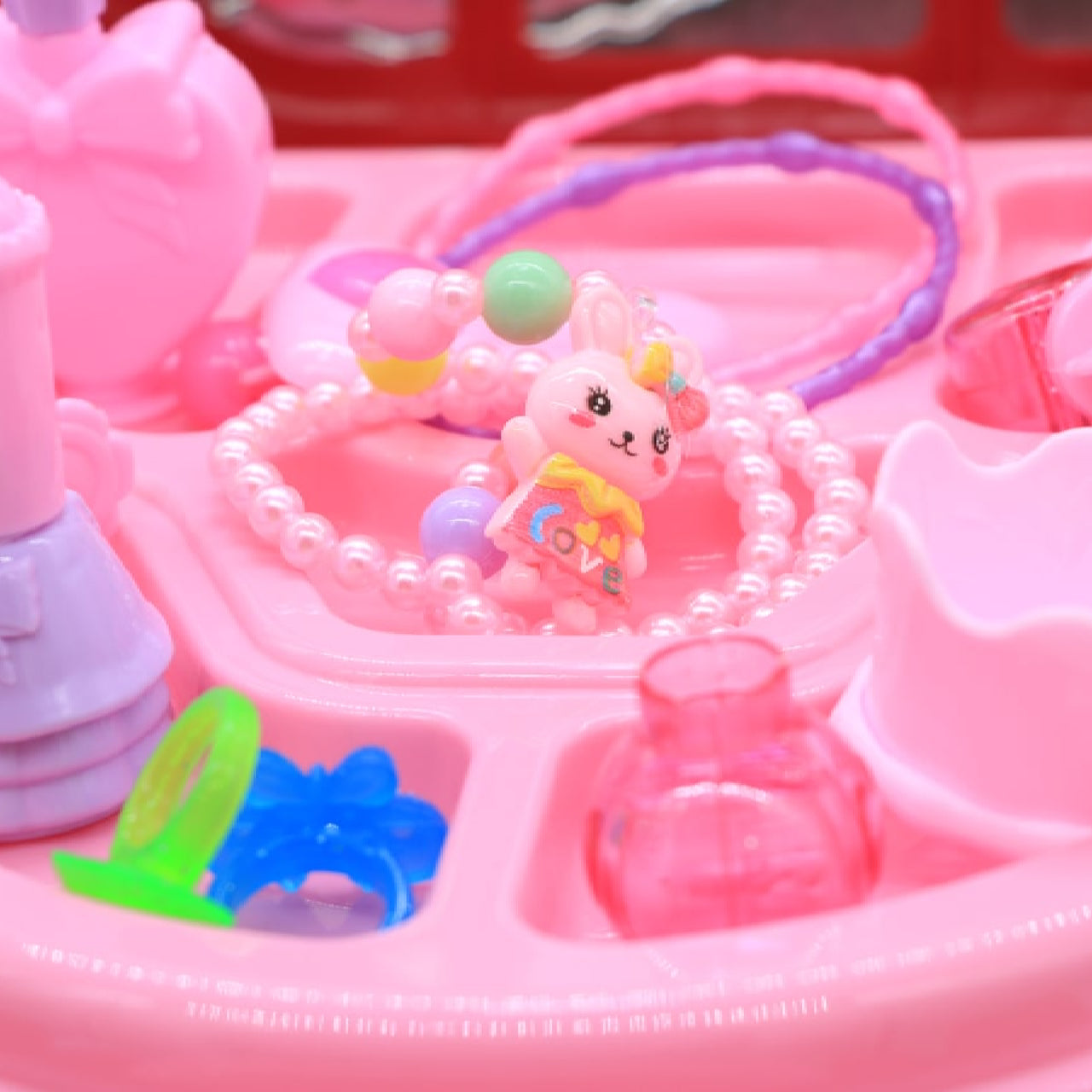 Дитячий ігровий набір у валізці 2в1, 31 предмет, Fashion Girl / Дитяче трюмо у валізці