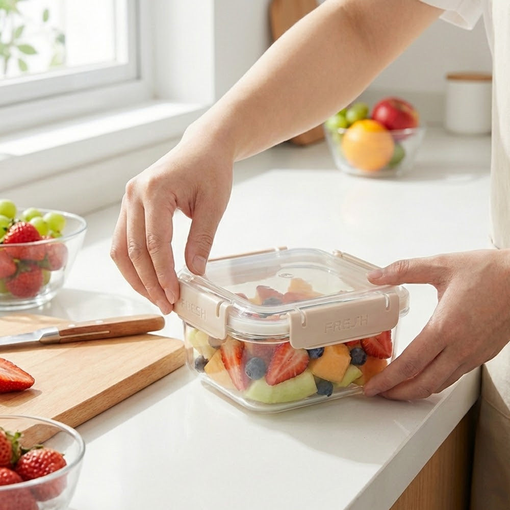 Герметичний харчовий квадратний контейнер Fresh 1,5л 17,5x17,5x8см FRESH / Ланч-бокс / Судок для холодильника з затискачами