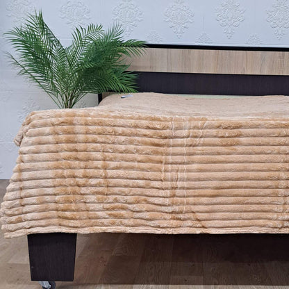 Велюрове покривало полуторне, 150х200см, Light Brown, Світло-/ Плед велюровий / Покривало-плед / Покривало на ліжко