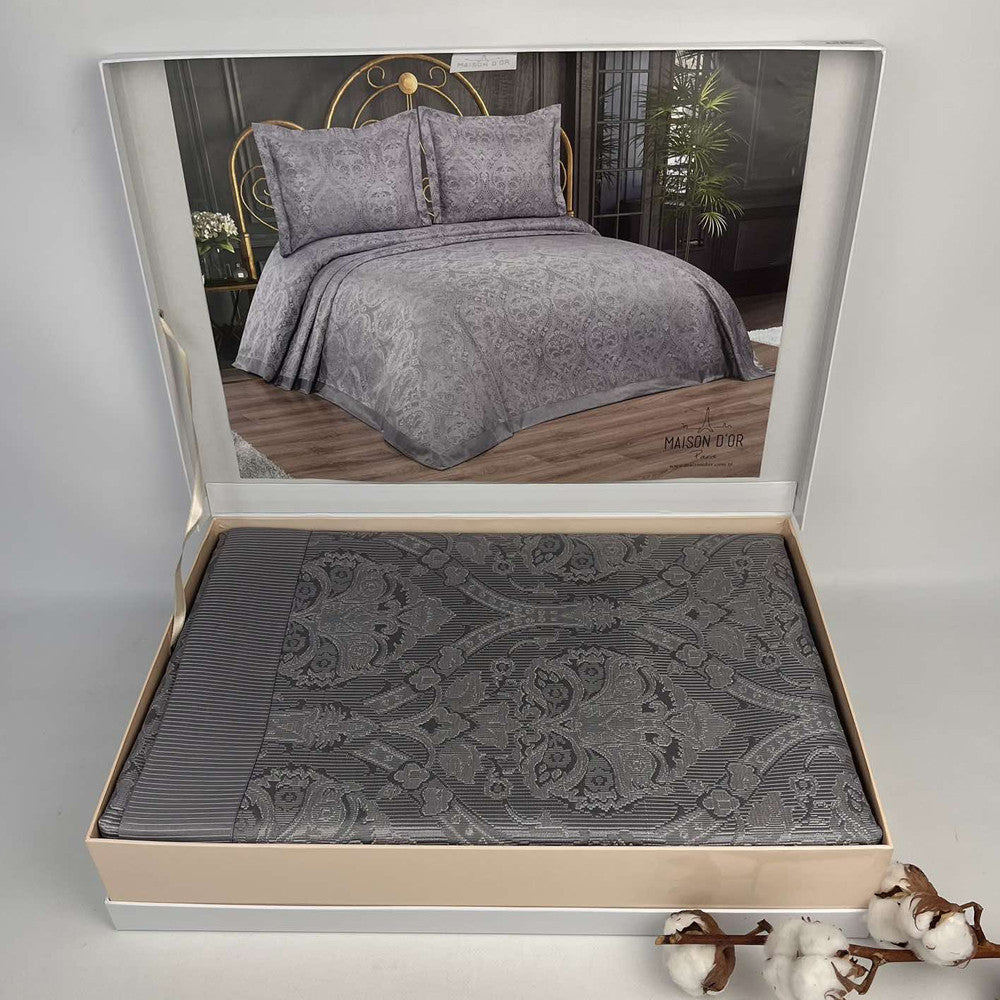 Жакардове покривало 260x240см, 2 наволочки 70х50см, Maison D'or Pauline, / Покривало жакардове на двоспальне ліжко