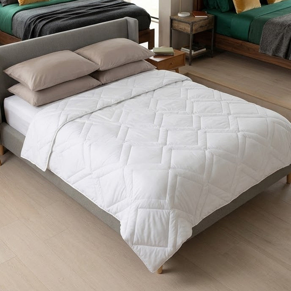 Зимова ковдра антіалергенна, 155х210см, Nordic Comfort / Полуторна ковдра для сну / Тепла ковдра з холофайбера