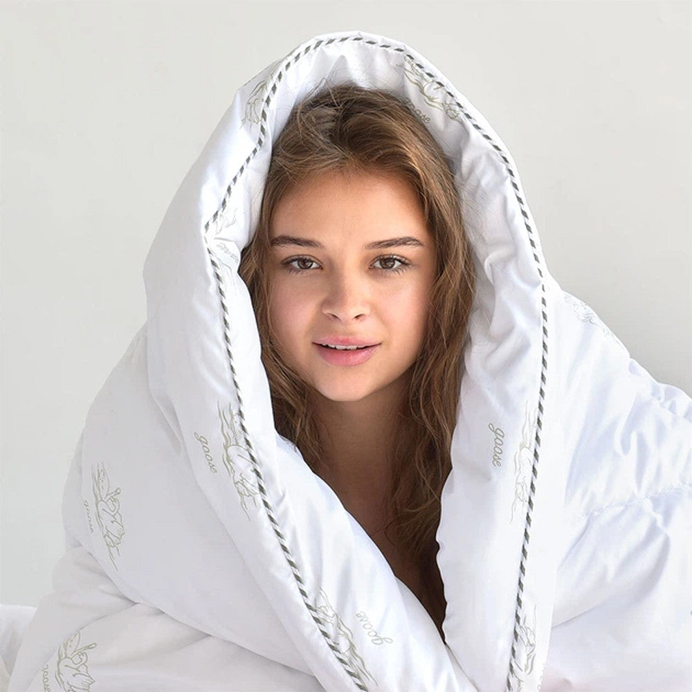 Всесезонна ковдра з ефектом лебединого пуху, 155х210см, Super Soft Classic / Полуторна ковдра / Гіпоалергенна ковдра для сну