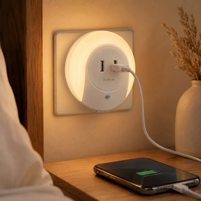 LED нічник у розетку з датчиком світла та 2 USB, Білий / Світильник нічного світла / Дитячий нічник