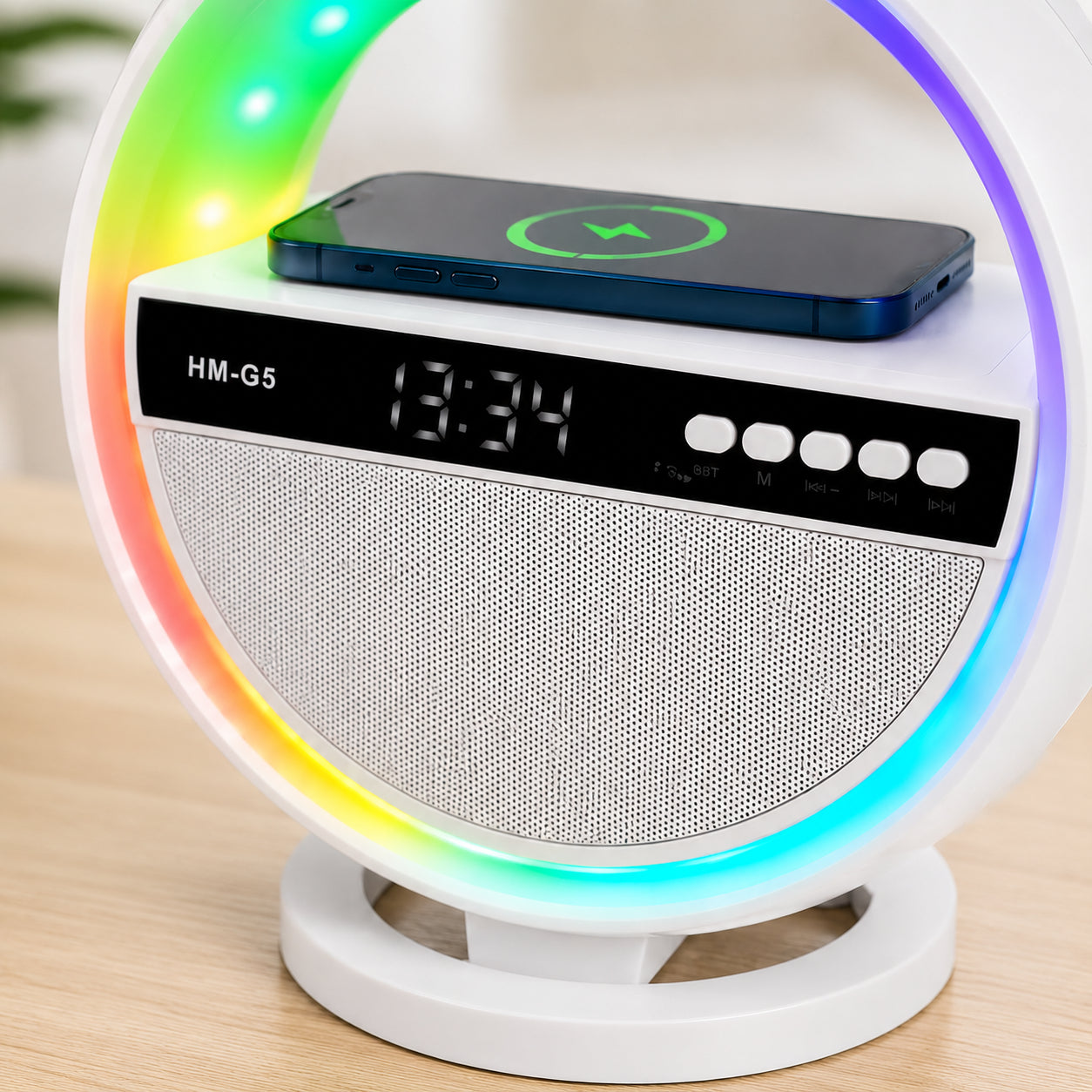 Нічник колонка з бездротовою зарядкою, Bluetooth, Біла / RGB лампа годинник / Блютуз колонка / Нічник з годинником / LED лампа
