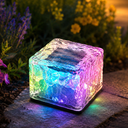 Садовий світильник на сонячній батареї, RGB, 7х7х4.5см, Крижаний куб / Вуличний світильник / Світильник для саду